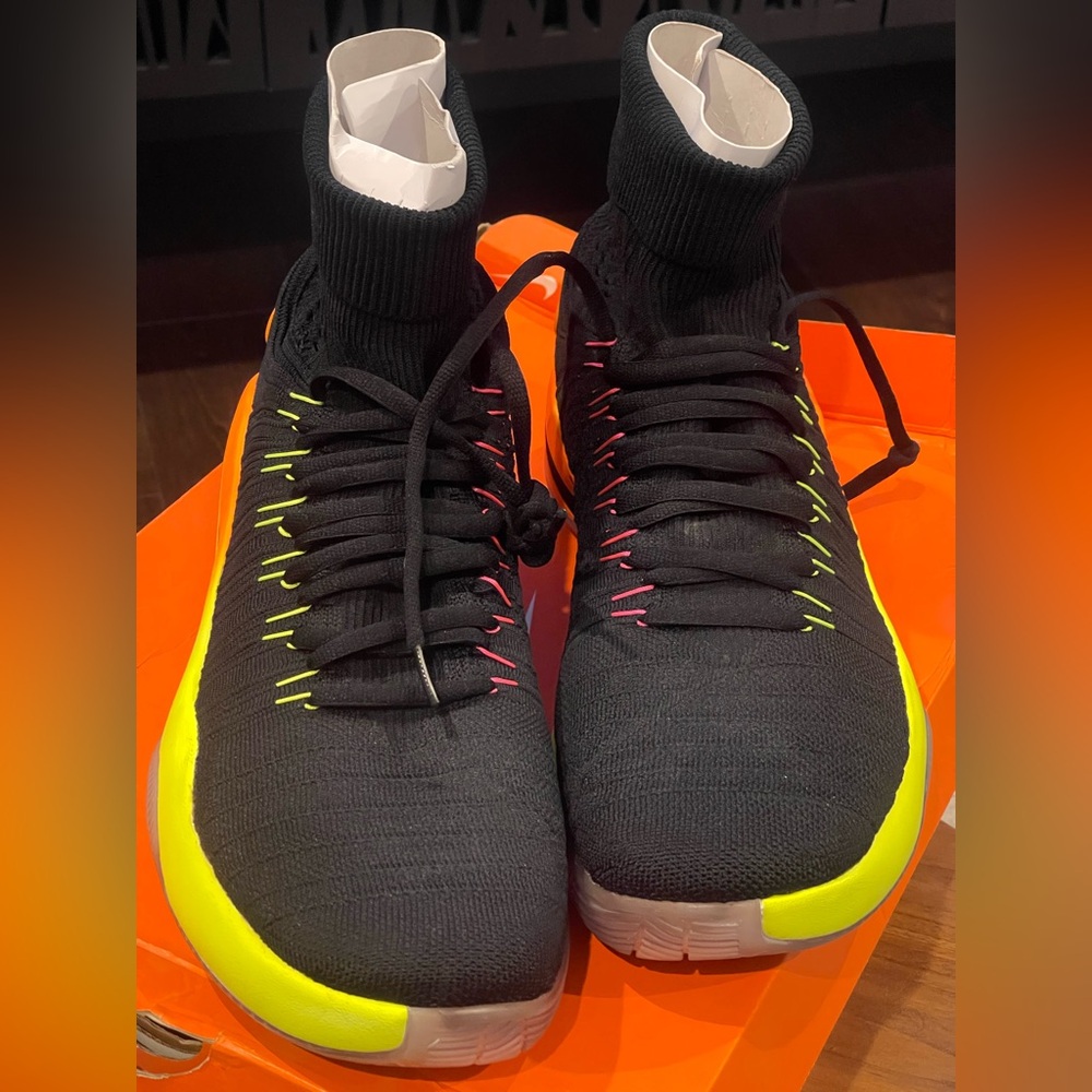Nike Hyperdunk 2016 FK in Black and Volt